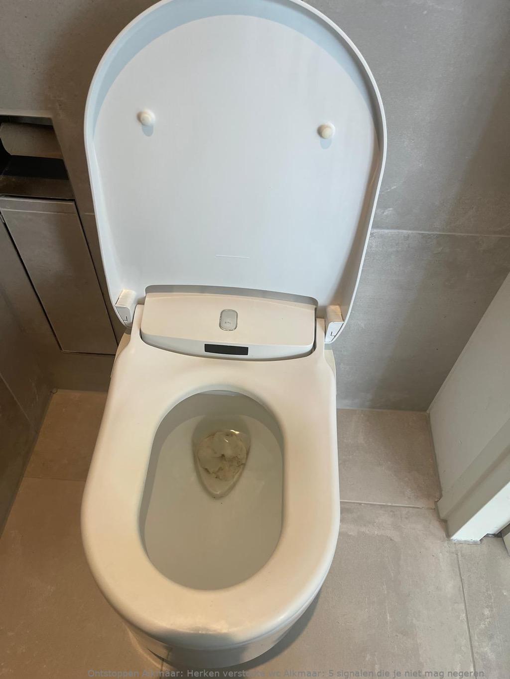 Herken verstopte wc Alkmaar: 5 signalen die je niet mag negeren