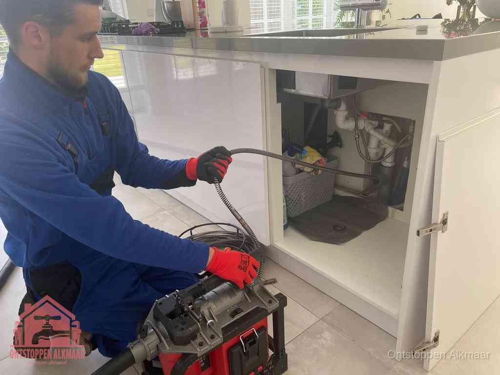 Riool ontstoppen ontstoppingsveer in Alkmaar
